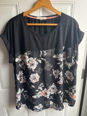 Rewind Floral Blouse Plus Size 3X Black Short Sleeve